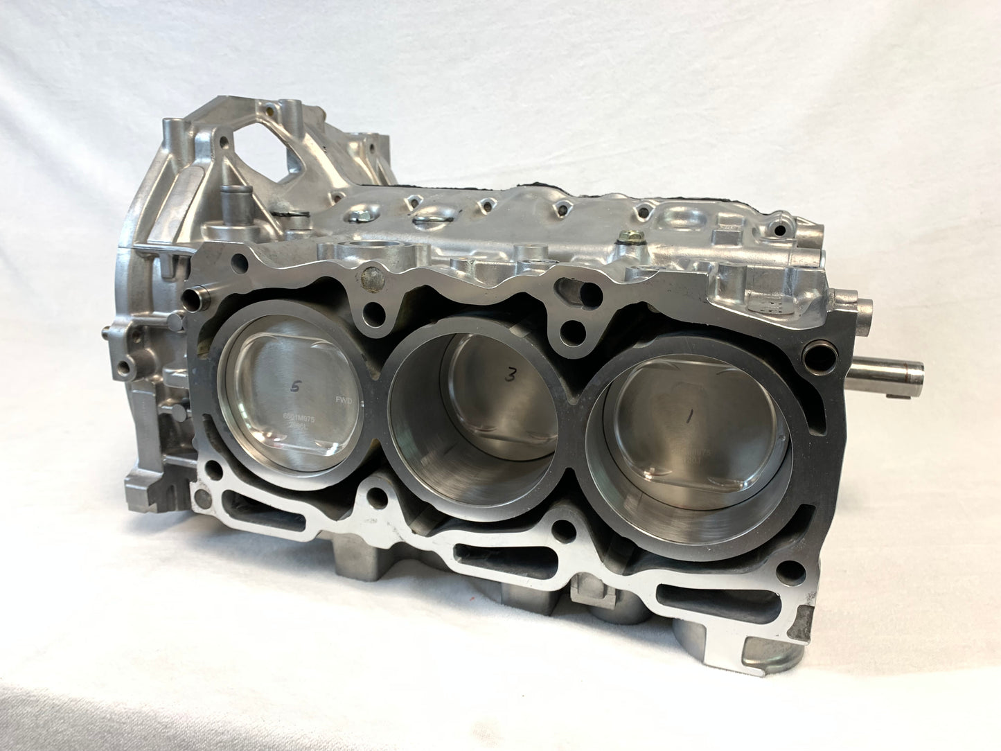 EG33 Shortblock Street Style